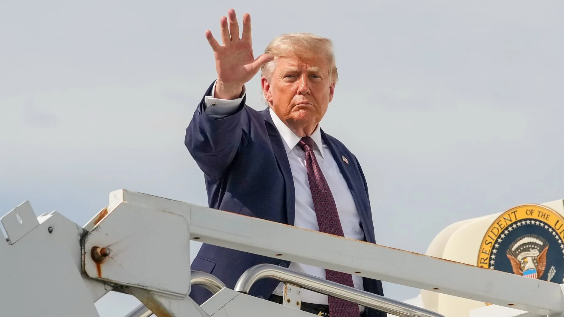 Trump to Turkey for NATO Summit as Russia Attacks Mount